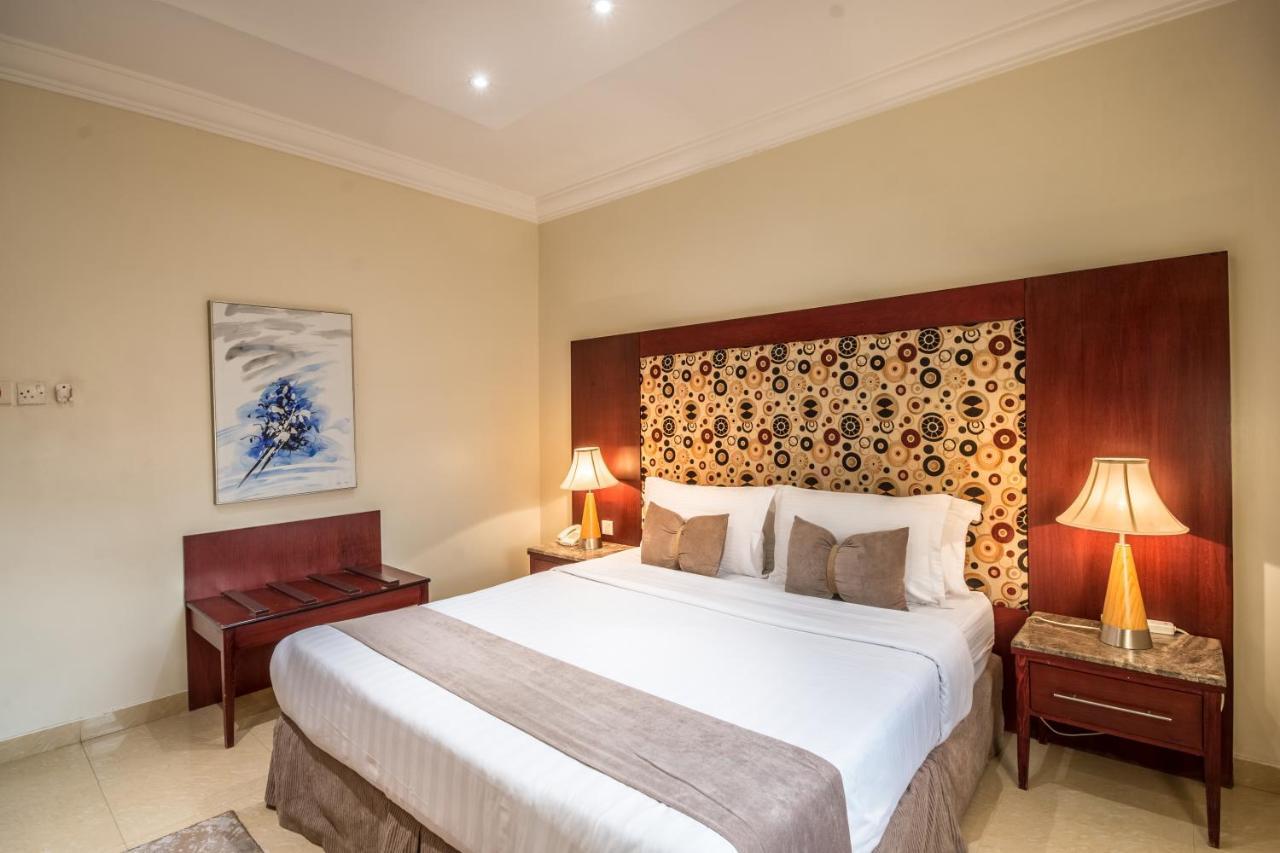 อัลมูฮัยดบ์ สุไลมันยา อัสการี ฮอสปิตัล Aparthotel ริยาดห์ ภายนอก รูปภาพ